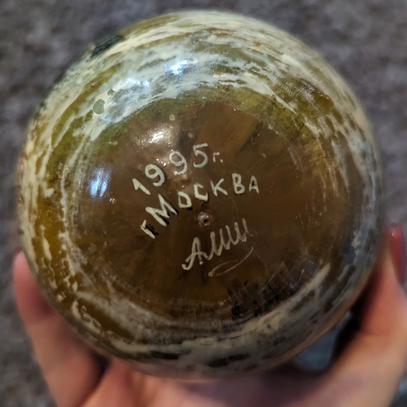 Russian Painted Wood Egg with Church Large - Picture 3 of 5